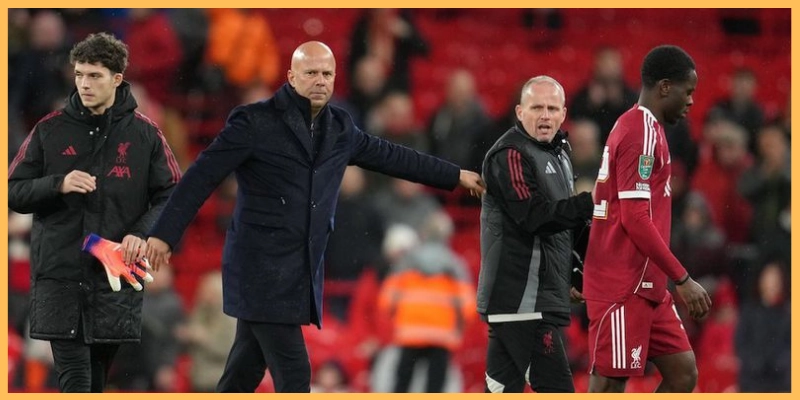 แท็กติกและทีมเวิร์กภายใต้การทำทีมของอาร์เน่ สลอต